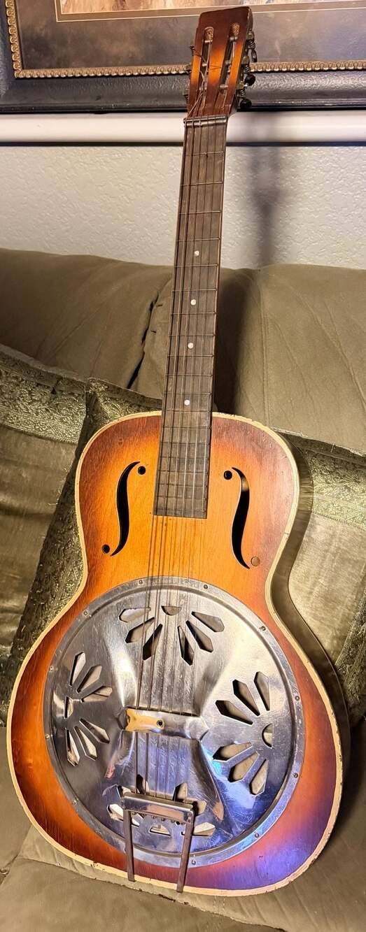 Vintage 1930s Regal Dobro Resonator Acoustic Guitar Sunburst F-Hole